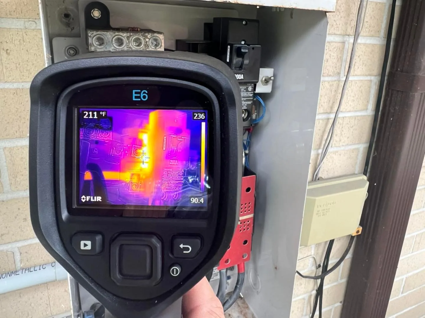 Thermal-imaging electrical diagnostics on a Pinellas County panel — Far Out Design